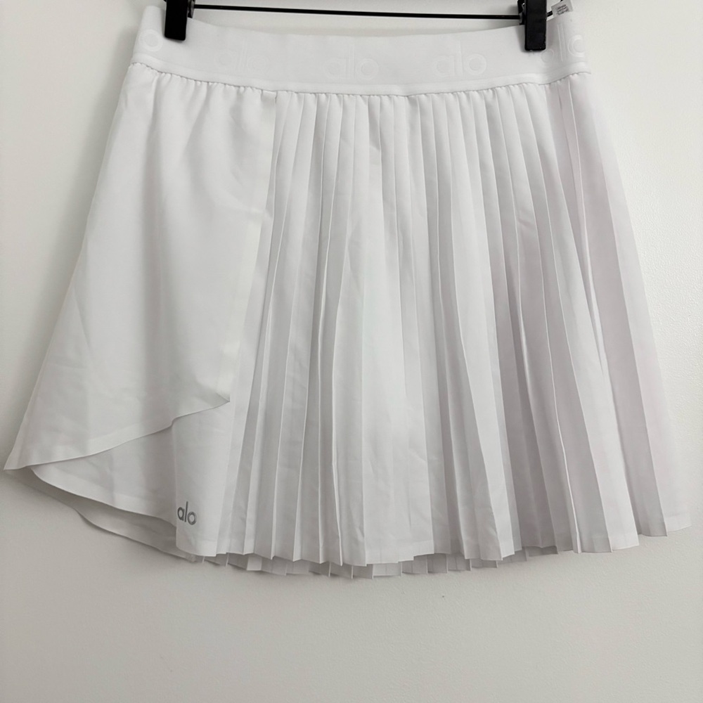 ALO Yoga White Ace Tennis Skirt - Picture 5 of 9